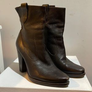 BOOTS/ High-heeled boots